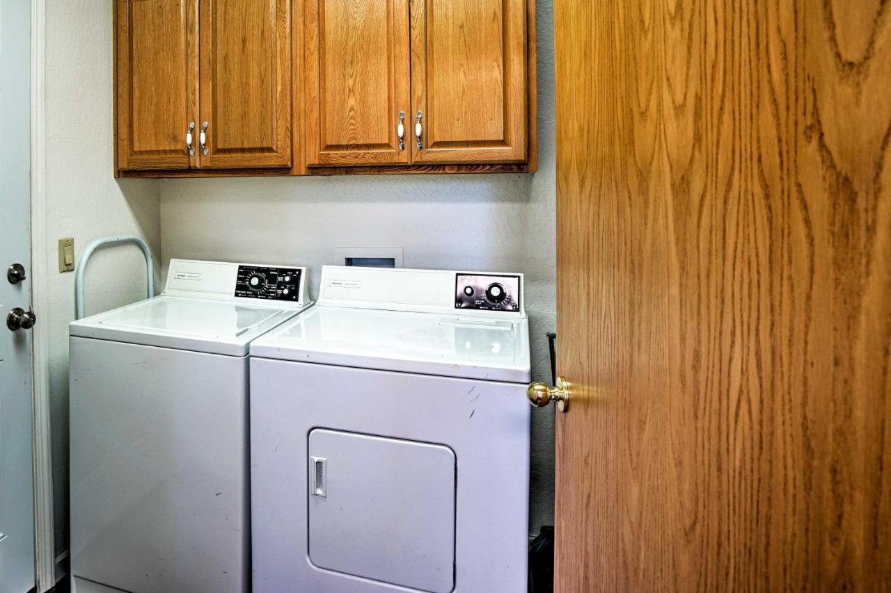 South Lake Tahoe Home With Deck 4 Mi To Heavenly! エクステリア 写真
