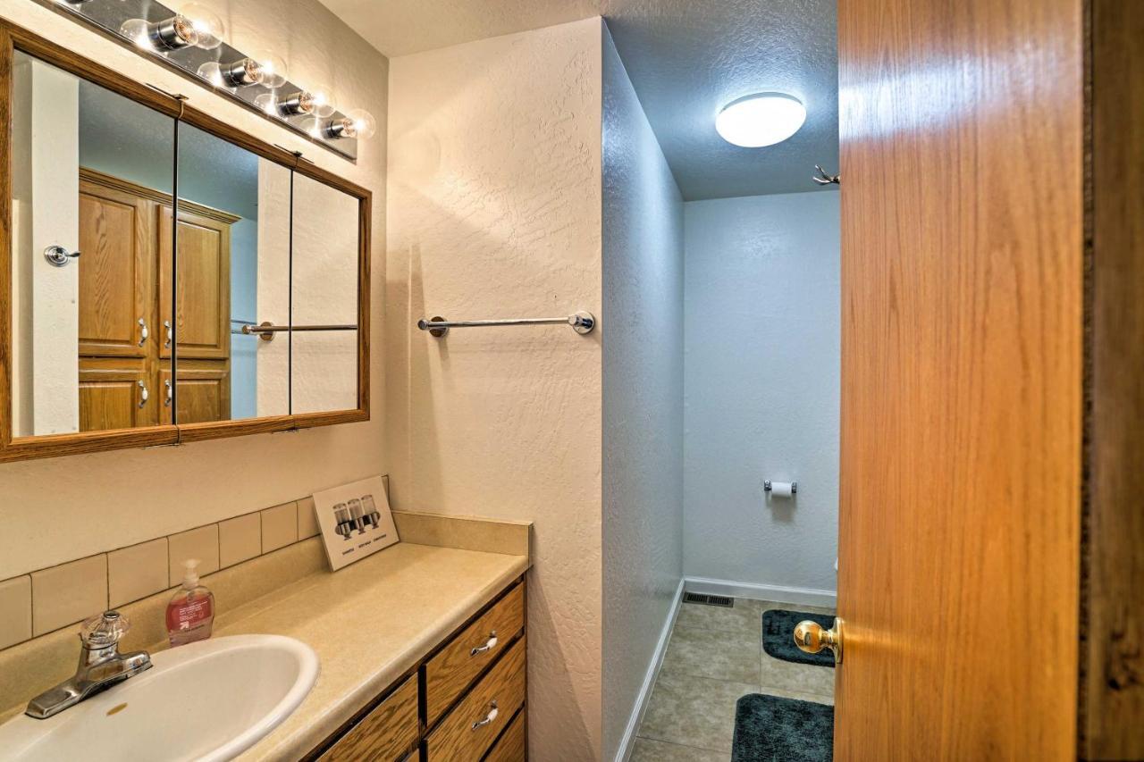 South Lake Tahoe Home With Deck 4 Mi To Heavenly! エクステリア 写真